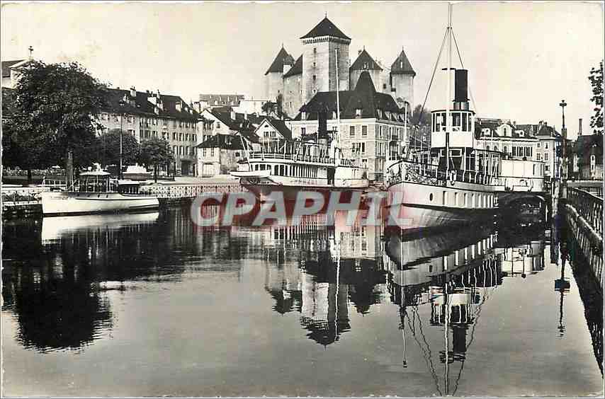 CPM Annecy Le Port et le Chateau Bateau