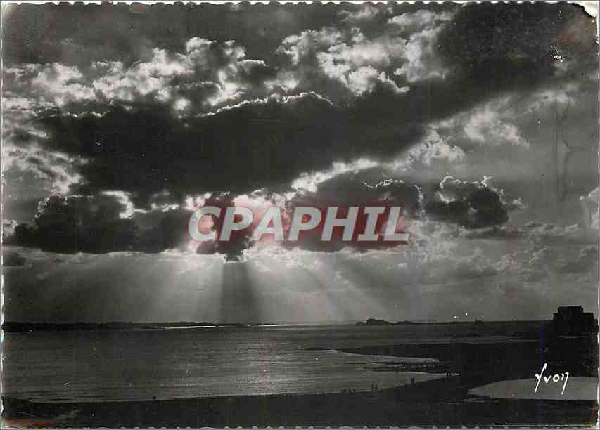 Twilight over Dincerd, the island Cézambre and National Fort — Saint-Malo — Art Edition, Paris