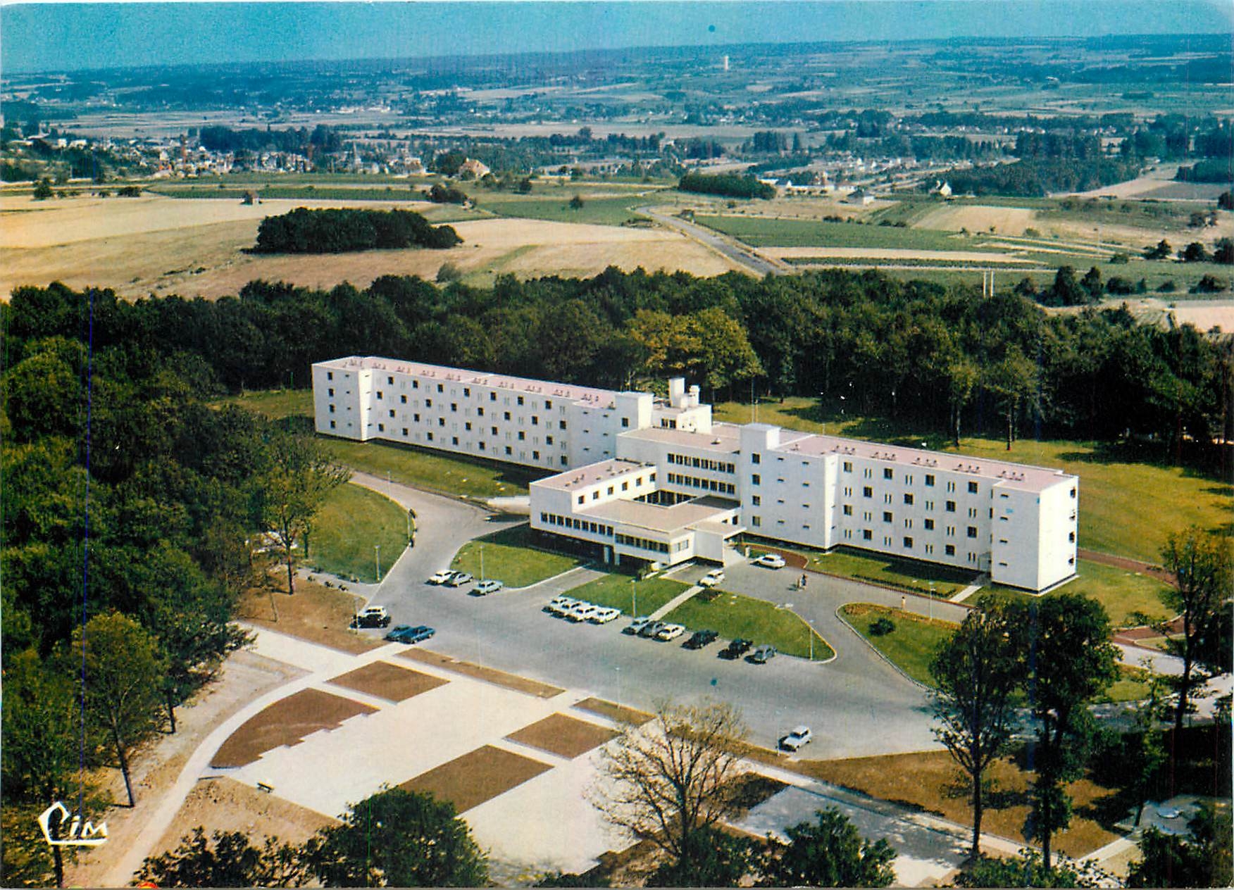 CPM Chissay en Touraine L et Ch Vue aerienne La Menaudiere et son parc 