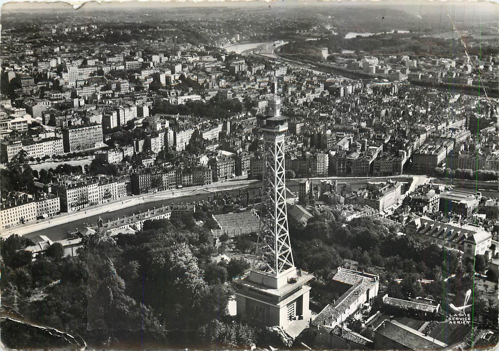 CPM Lyon Rhone Fourviere et la Tour Metallique 