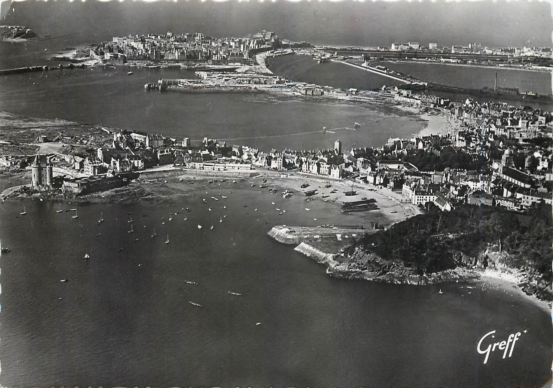 Saint-Servan et Saint-Malo — Vue aérienne — Éditions Greff