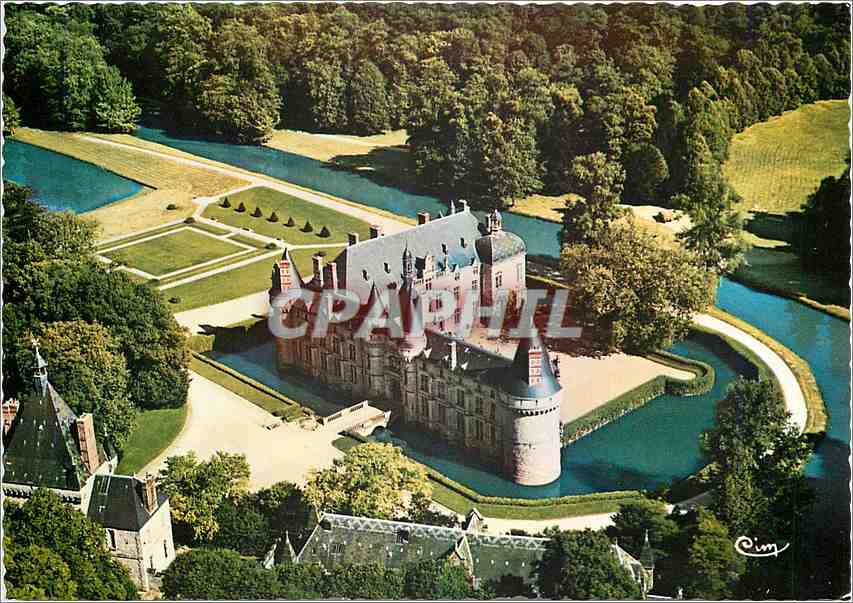 CPM St Symphorien E et L Chateau d'Esclimont Vue aerienne 
