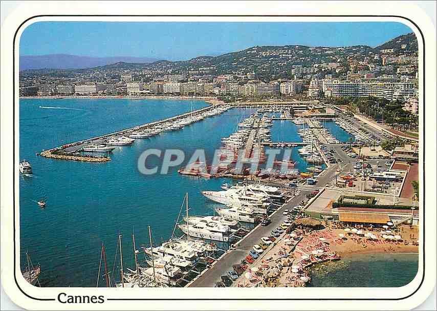 CPM Cannes Vue aerienne Le Port 
