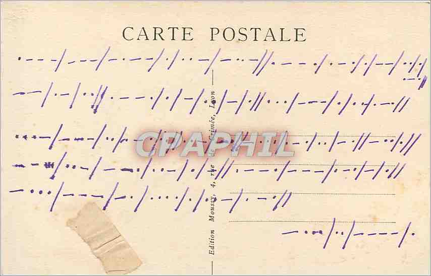 CPA Lyon Place Bellecour et coteau de Fourviere  — Verso