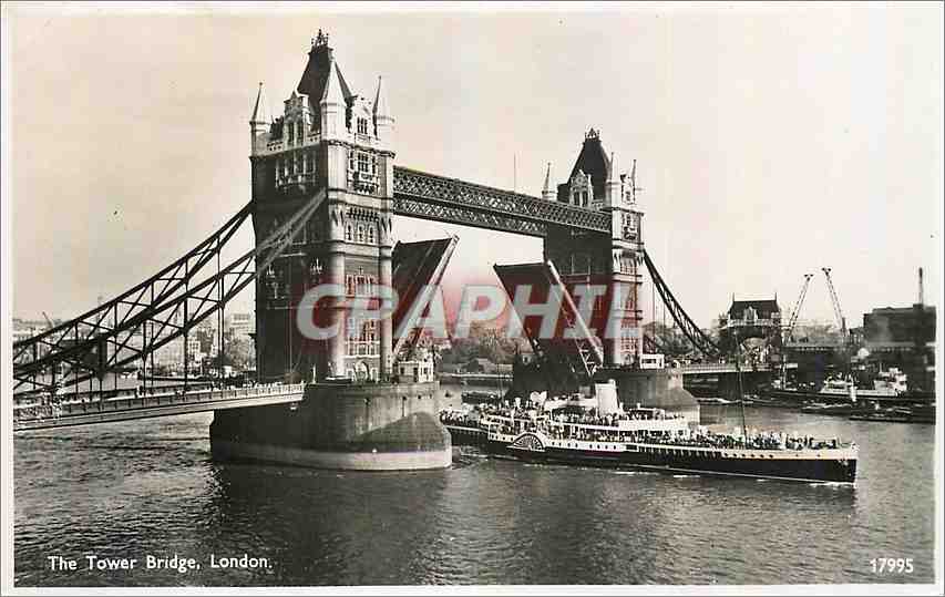 CPM The Tower Bridge London Bateau