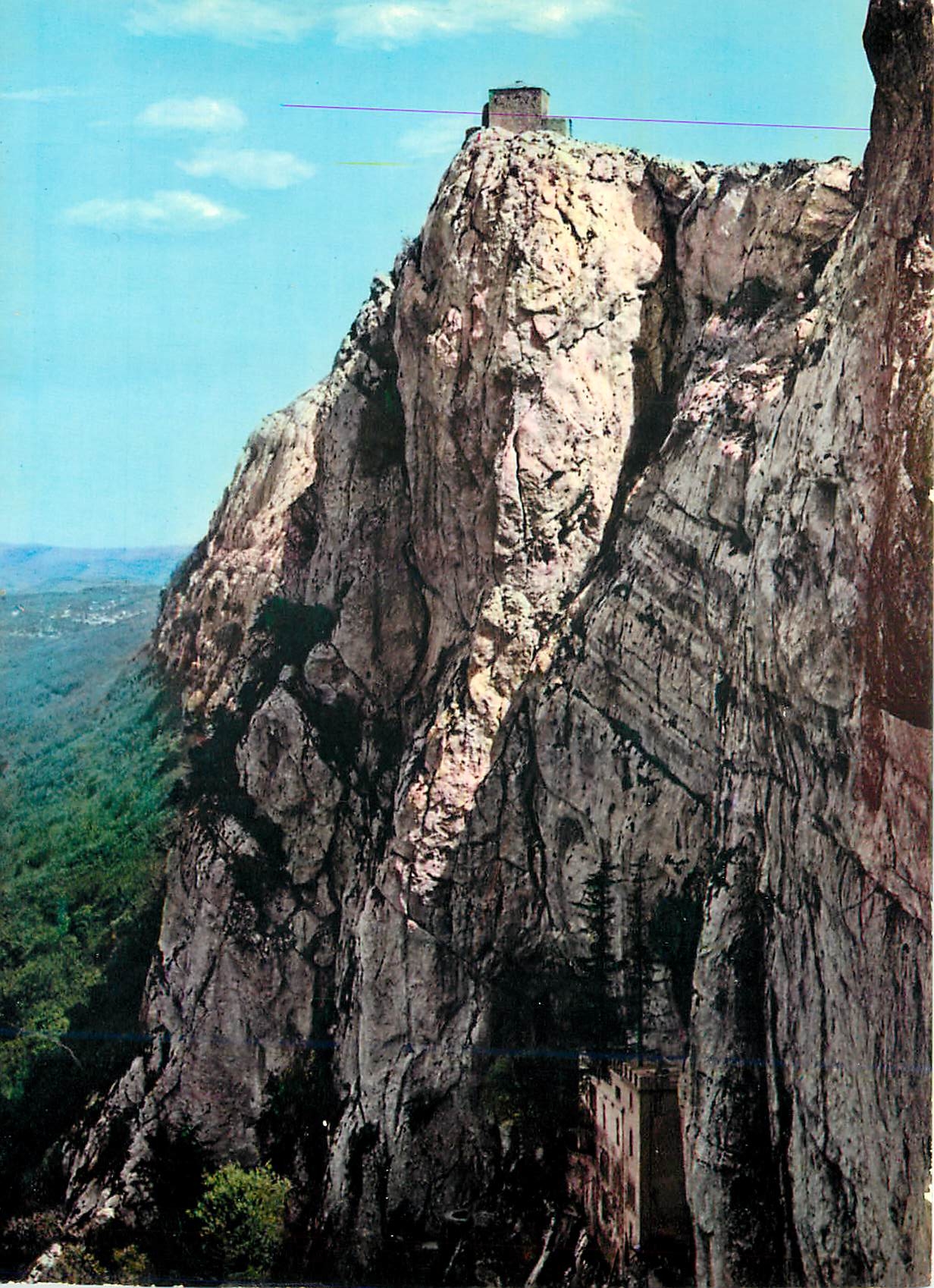 La Sainte Baume (Var) — La Grotte et le Saint-Pilon (Alt. 996 m.) — Éditeur non visible