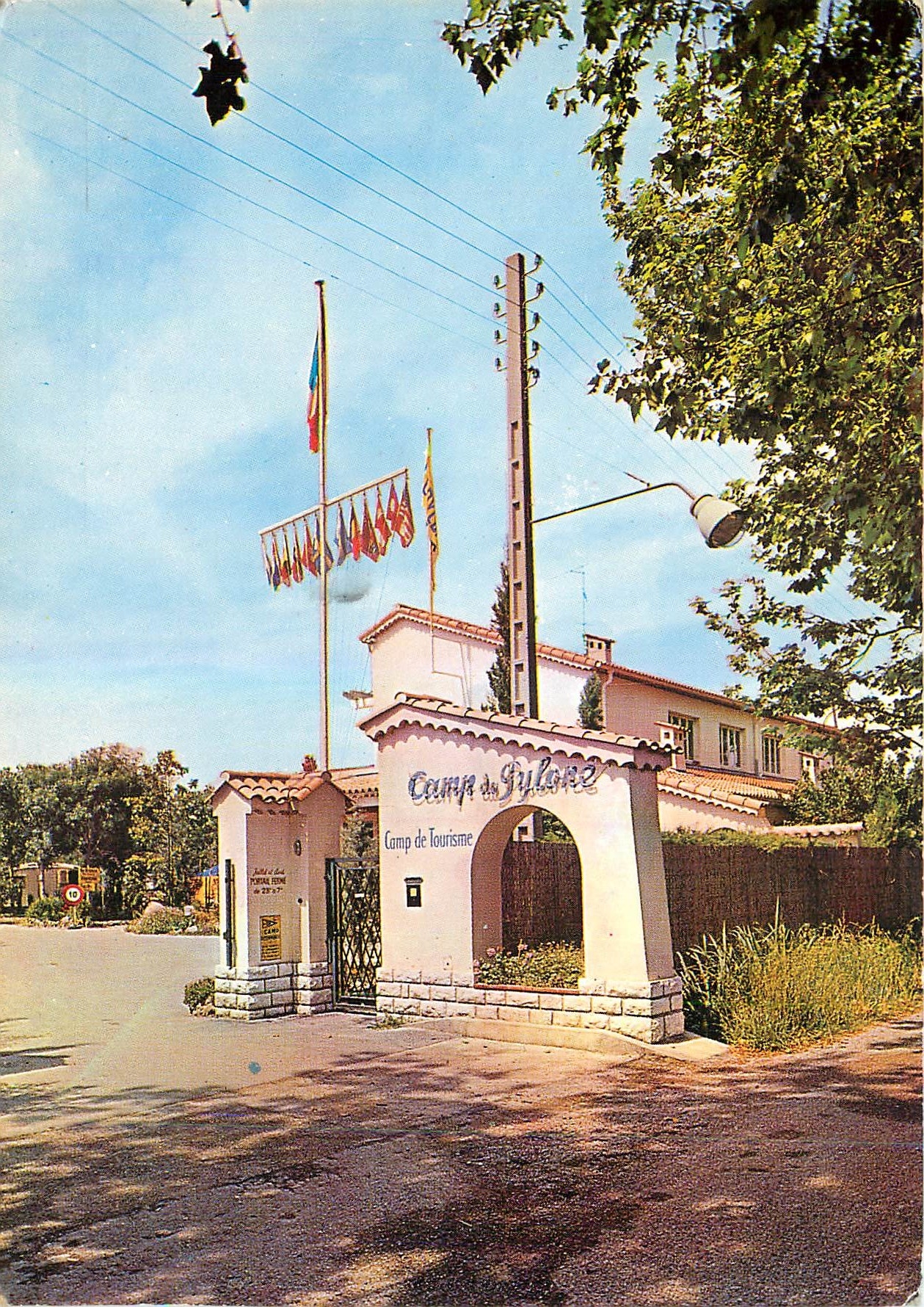 CPM Camp du Pylone Antibes la Brague AM 