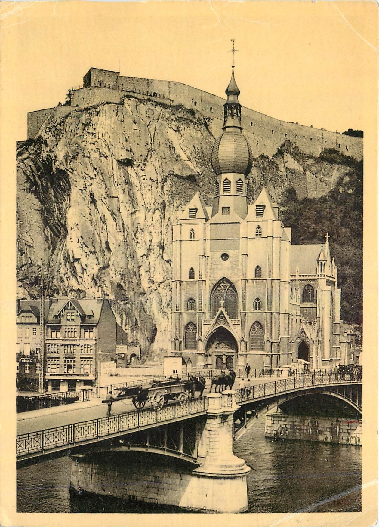 CPM Dinant Pont Citadelle et Eglise