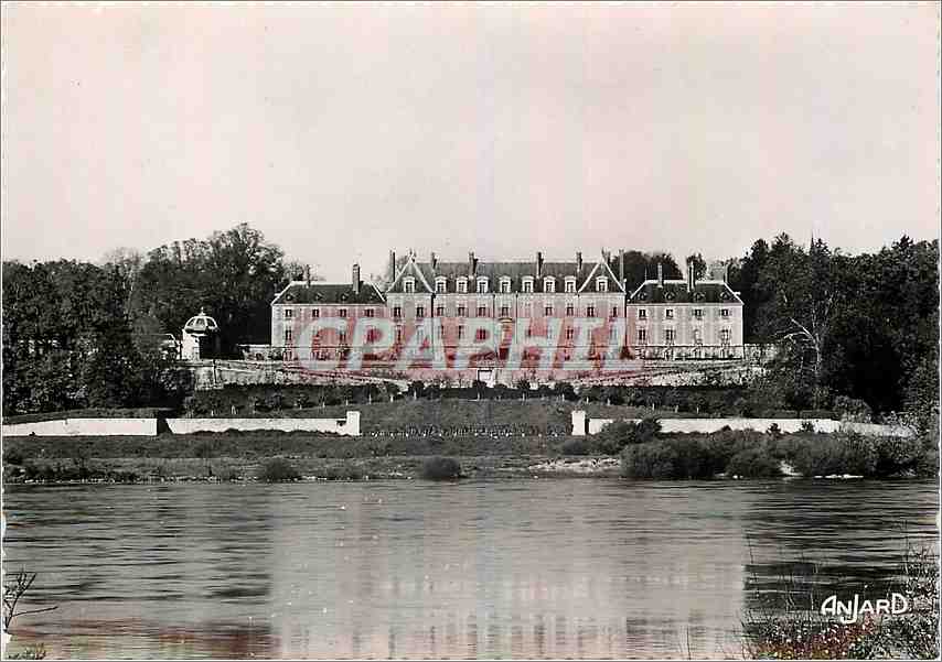 Menars (Loir-et-Cher) — Le Château. La façade bien française au bord de la Loire — Édition artistique Menars