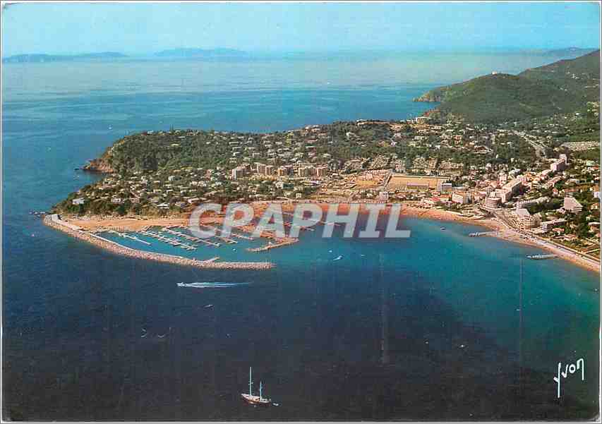 CPM Cavalaire sur Mer (Var) Vue generale le Port