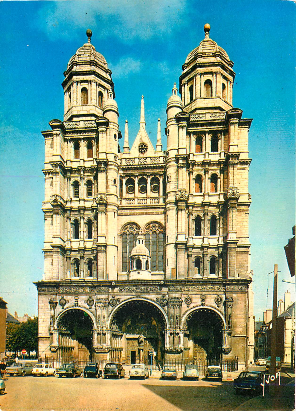 CPM Dijon (Cote d'Or) Eglise Saint Michel