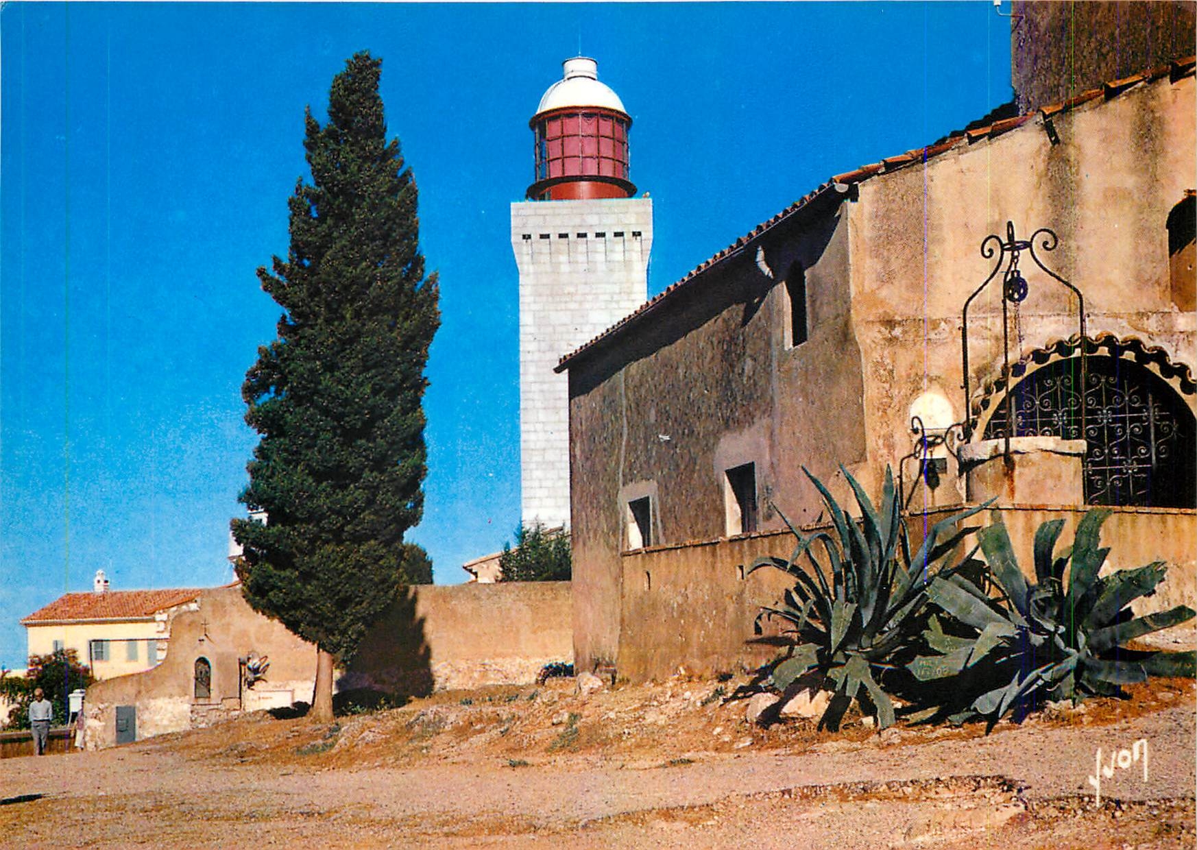 CPM Cap d'Antibes Phare de la Garoupe Un des plus puissants de la cote