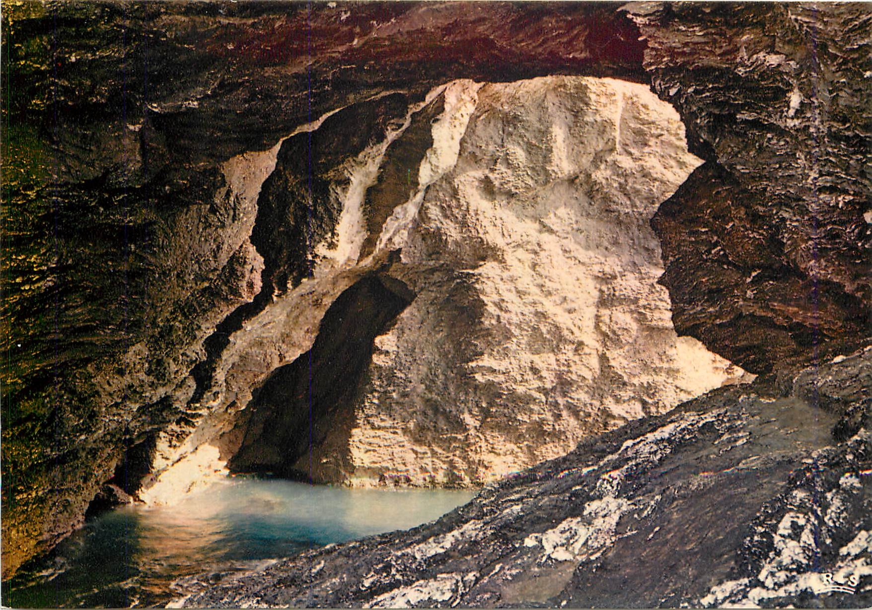 Belle-Île-en-Mer — La Grotte de l'Apothicaire — LUMICAP