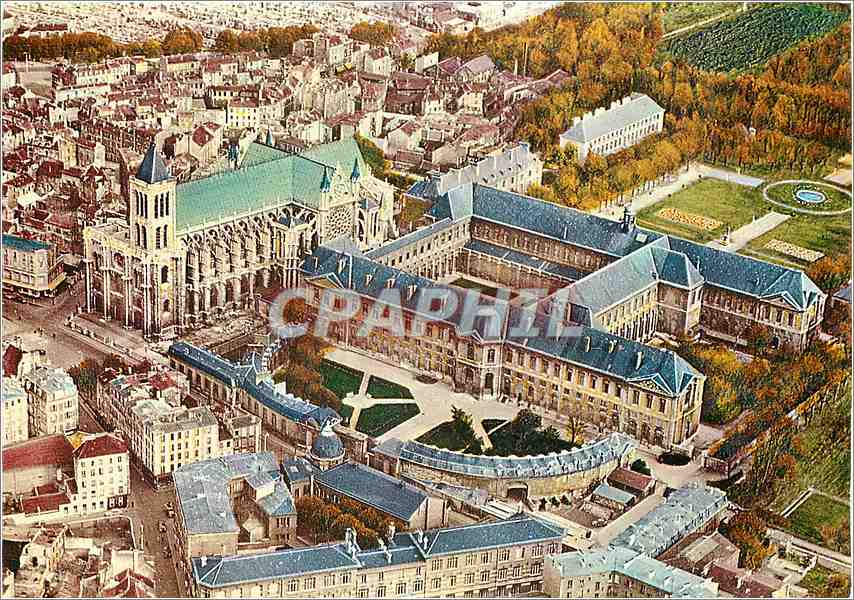 CPM St Denis (Seine St Denis) La Basilique La maison de la Legion d'Honneur