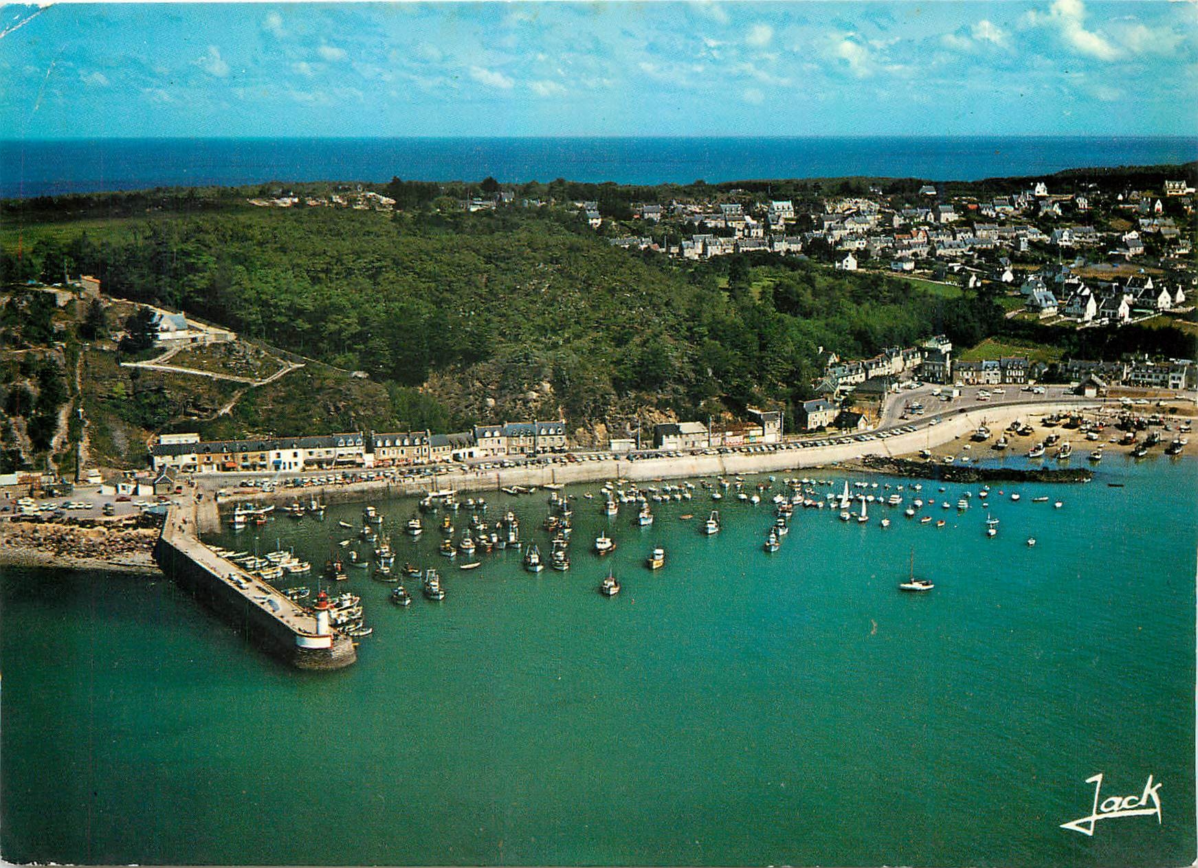 CPM Couleur de Bretagne Erquy Vue generale du port