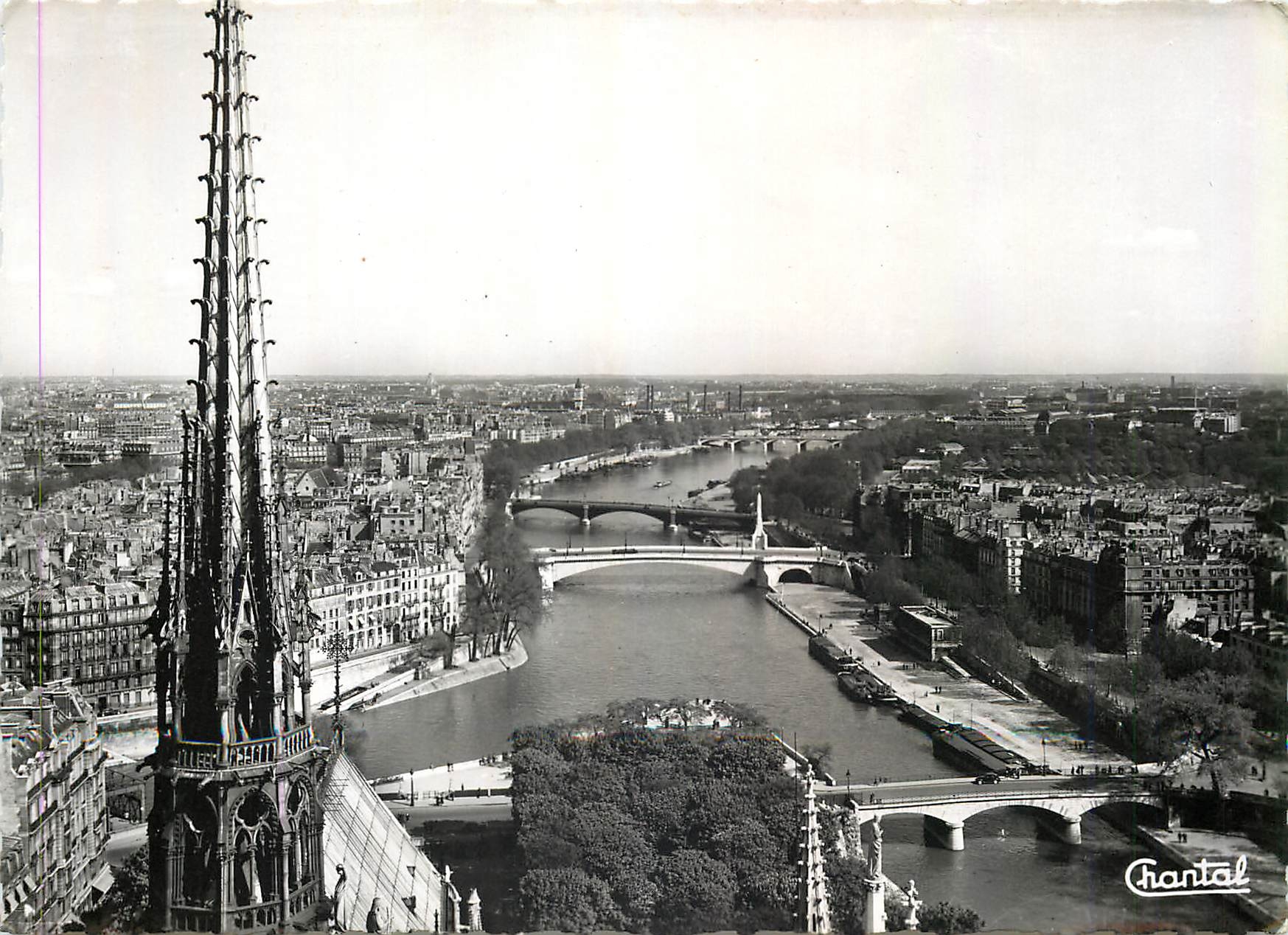 CPM Paris la Fleche de Notre Dame la Seine
