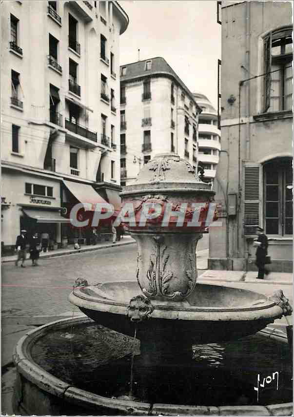 CPM Toulon (Var) Vieille Fontaine place Amiral Senes