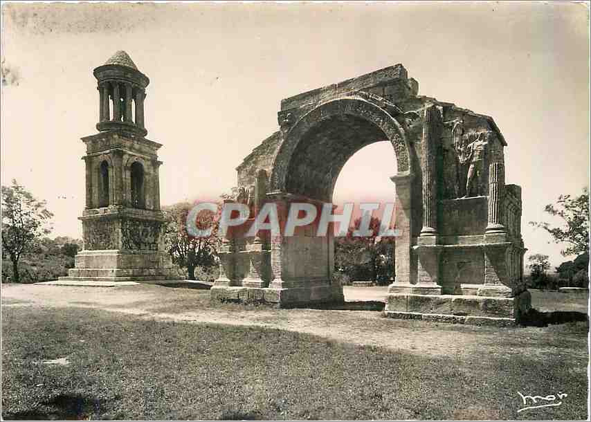 CPM St Remy de Provence (B d R) Les Antiques de Glanum