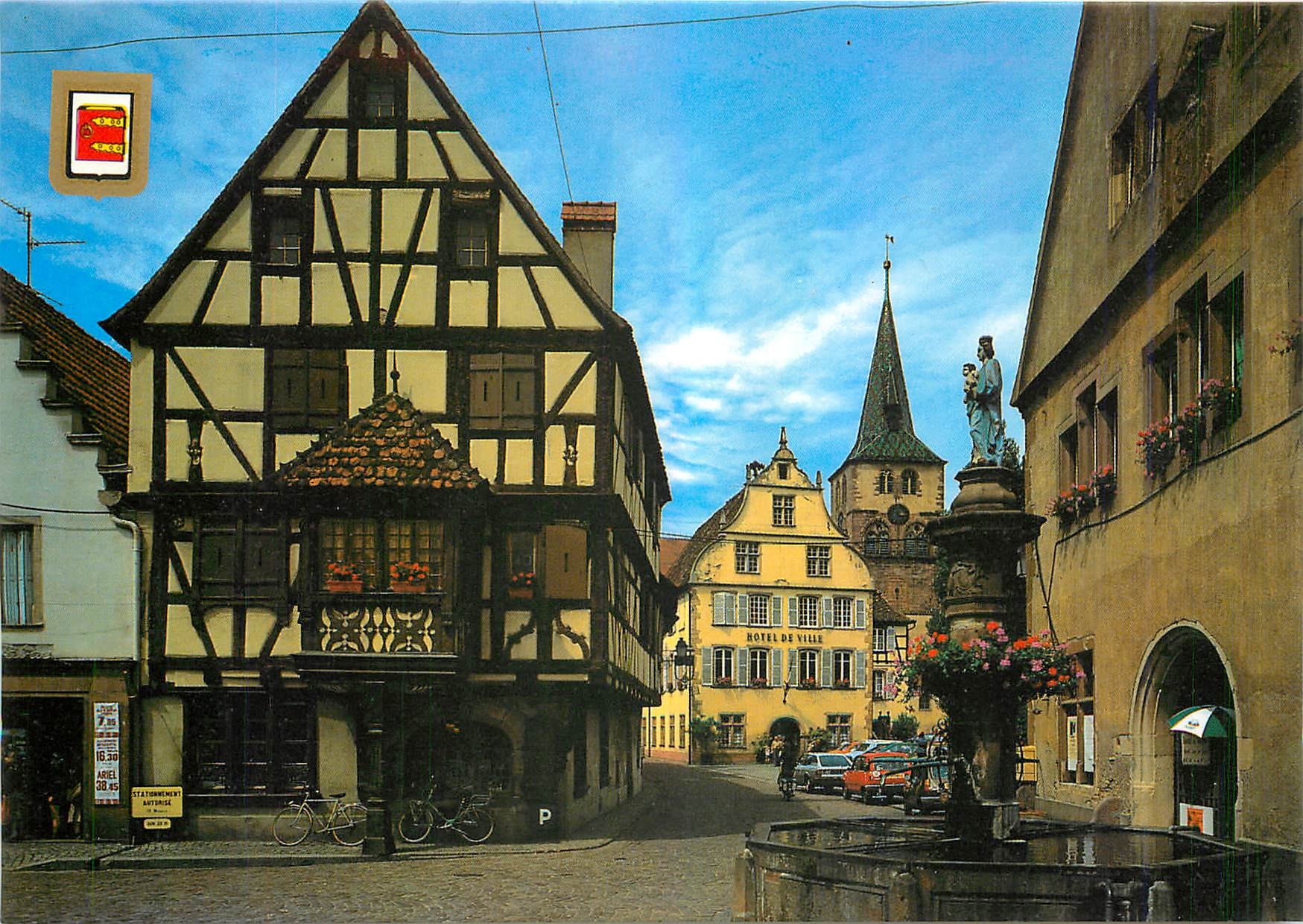CPM Alsace (France) Turckheim (Haut Rhin) Place Turenne et sa Fontaine Ste Anna (1408)
