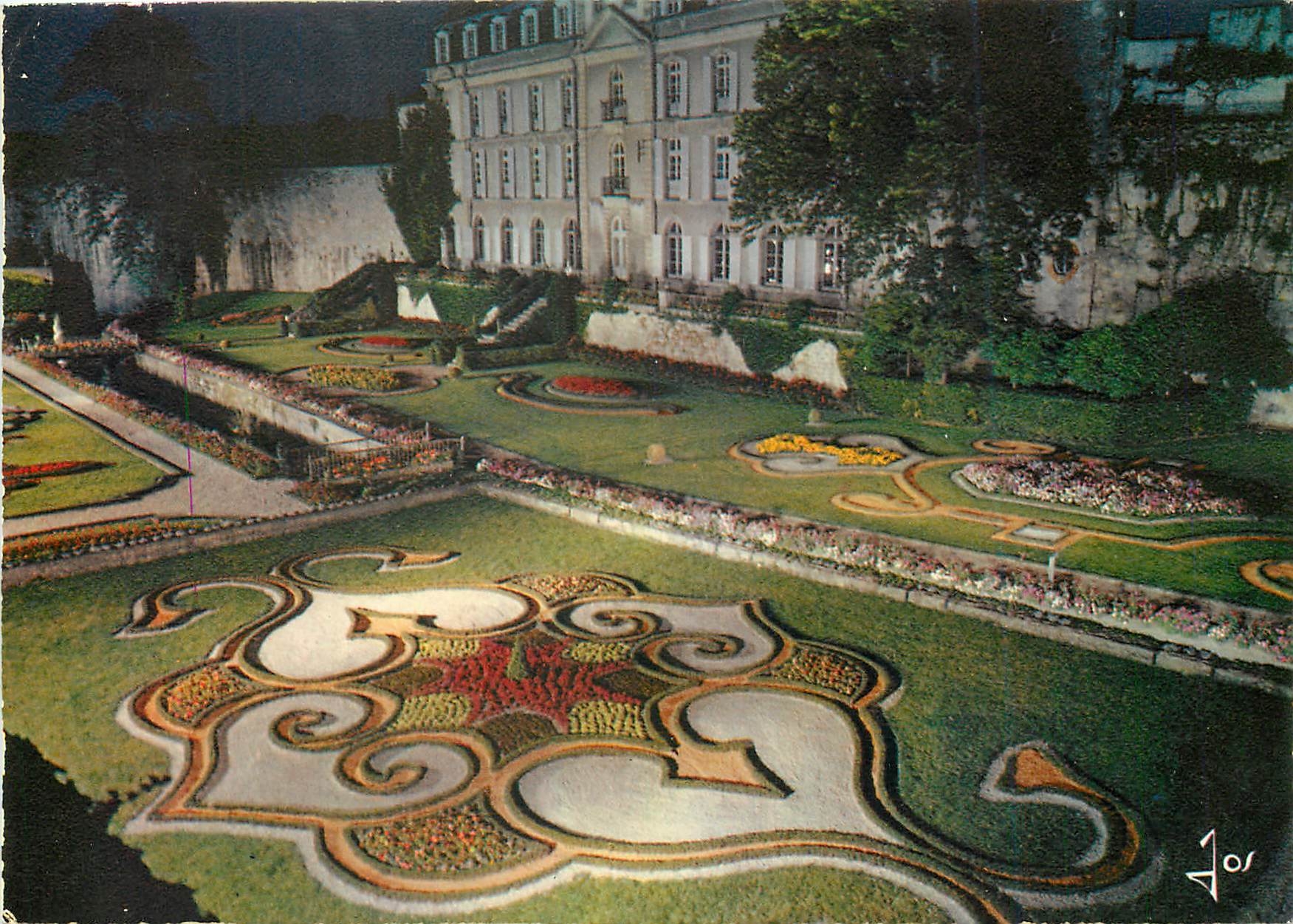CPM La Bretagne en couelurs Vannes Feerie nocturne dans les jardins de l'Hermine