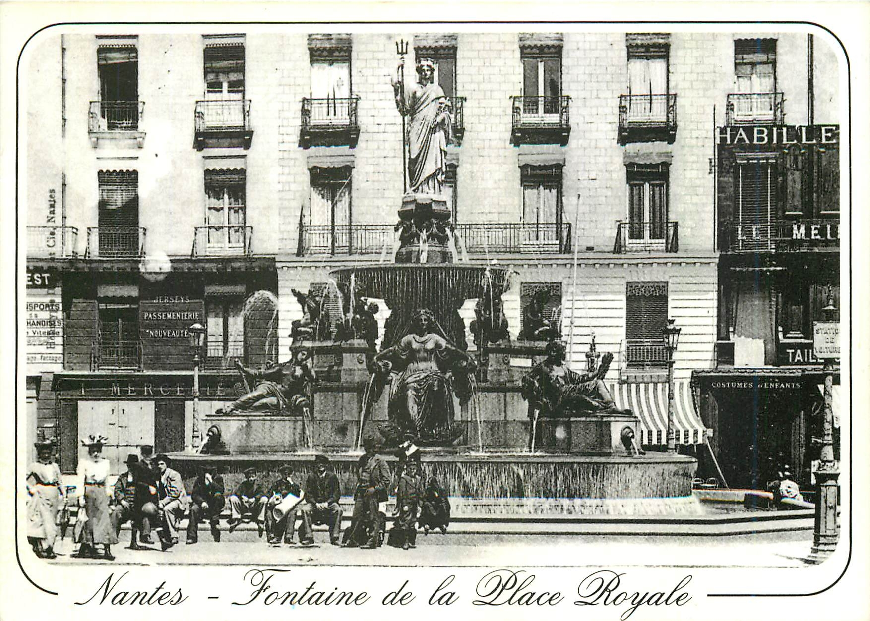 CPM Nantes (Loire Atlantique) La fontaine de la place Royale