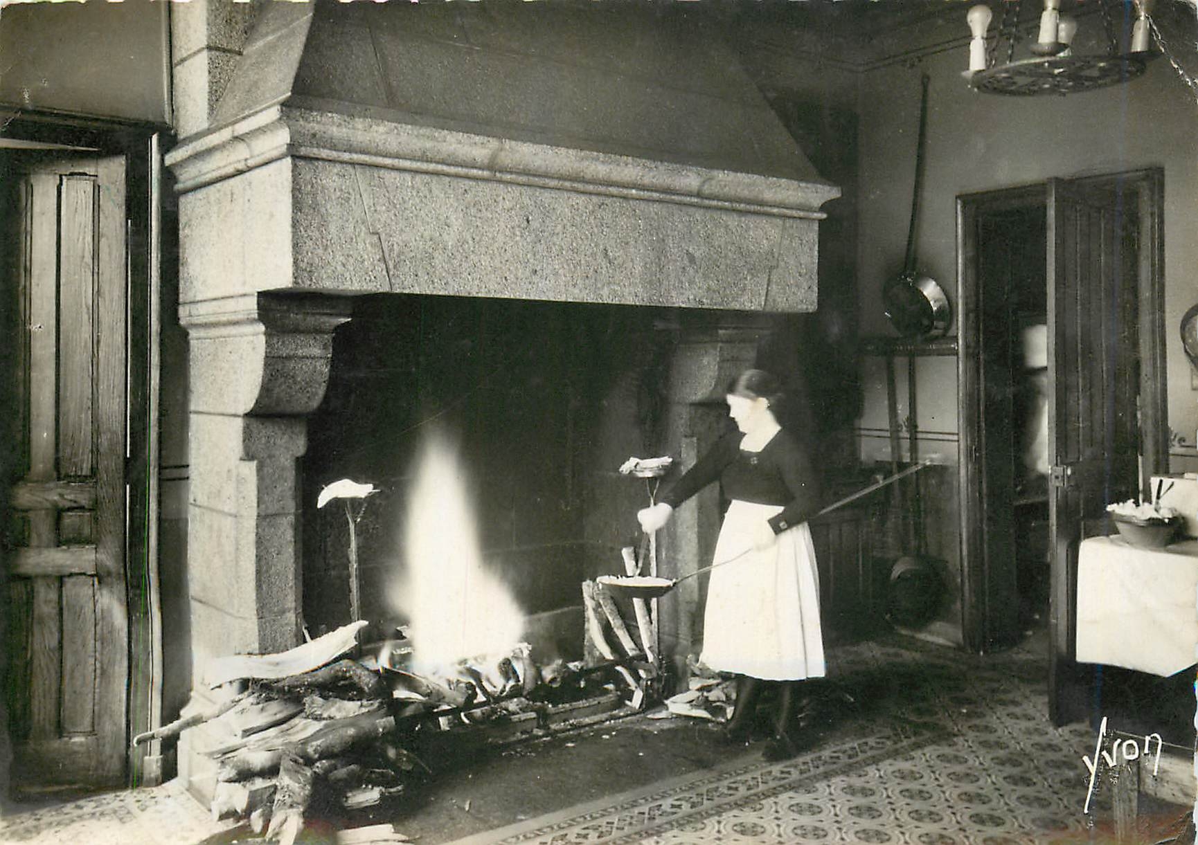Mont Saint-Michel (Manche) — La célèbre omelette de « La Mère Poulard » — Les Éditions d'Art 'Vivon' n° 475