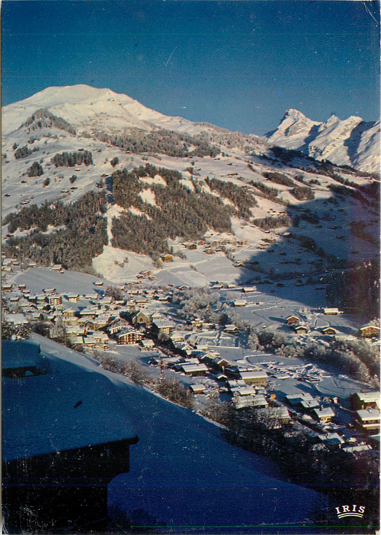 Le Grand-Bornand (Haute-Savoie) — Vue générale de la station, au fond le Mont Lachat et la Pointe Percée — IRIS