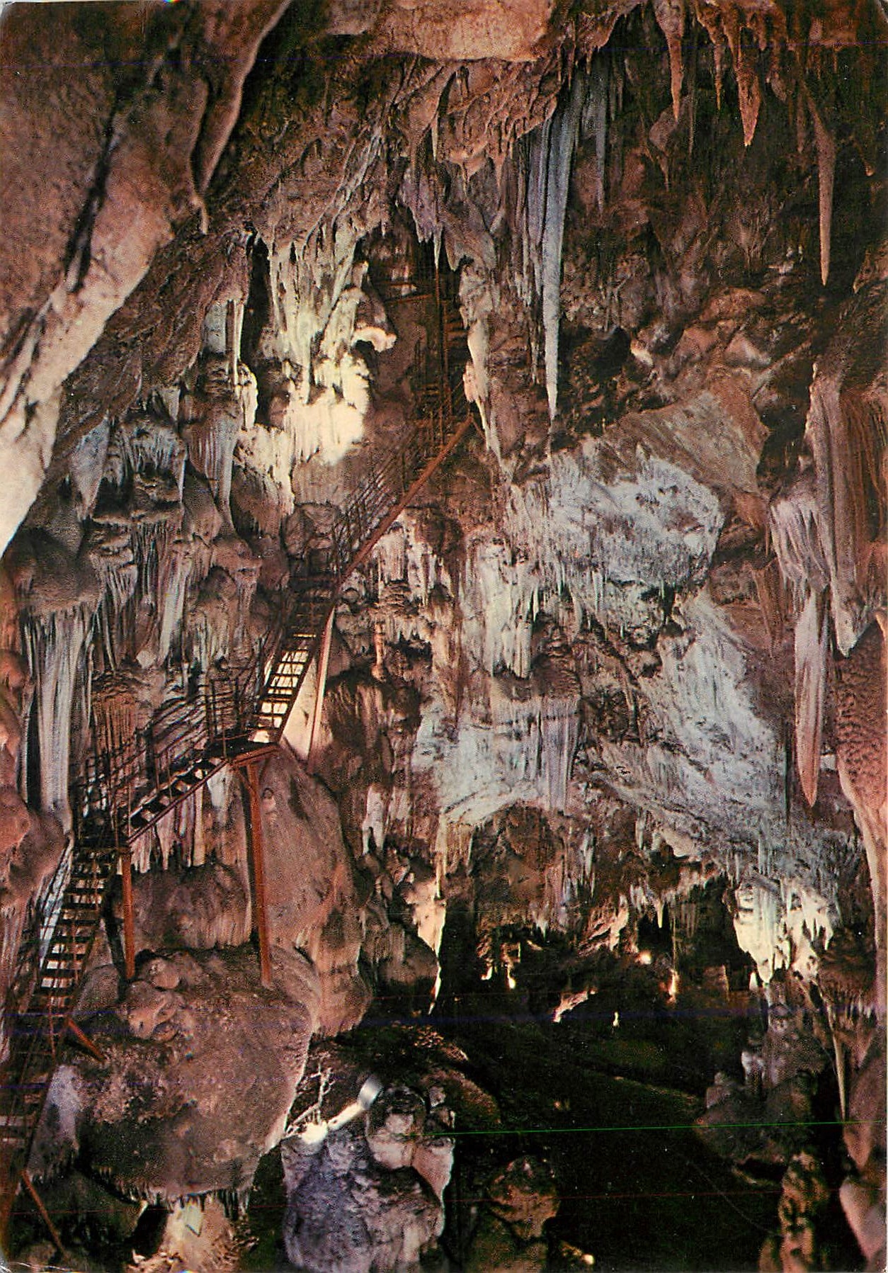 CPM L'Aven Grotte Marzal Ardeche France La Descebte (50 m)