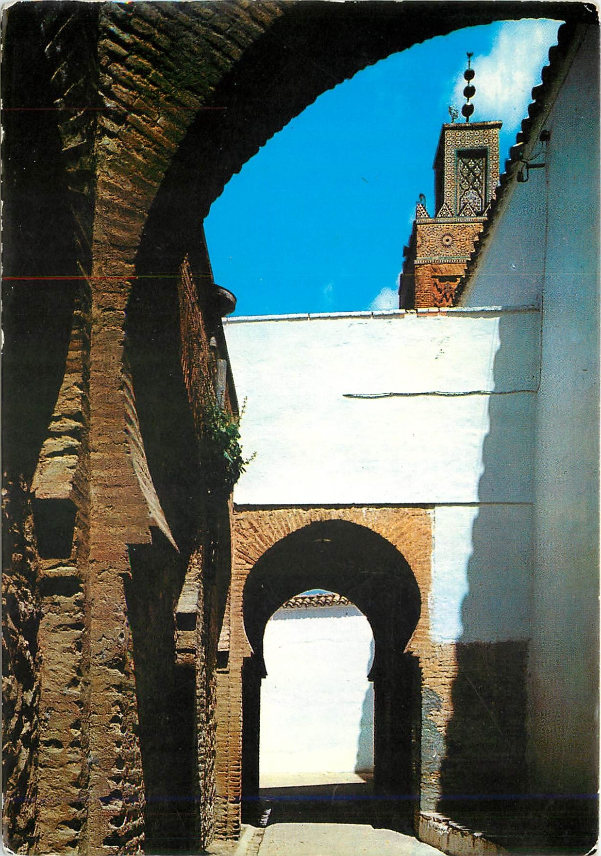 CPM Tlemcen Ruelle pittoresque et Minaret de Sidi Boumedienne
