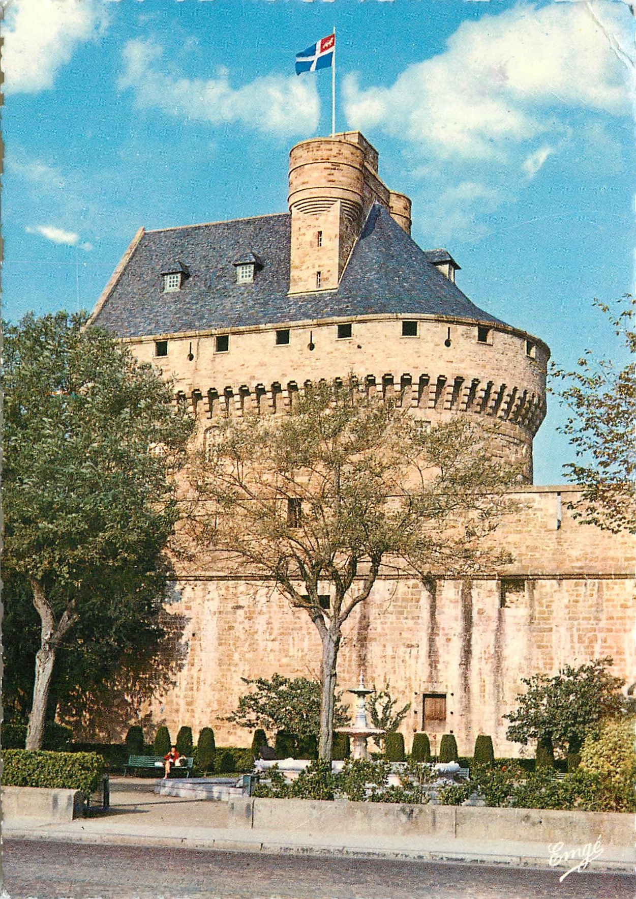 CPM Cote d'Emeraude Saint Malo cite Corsasire Le gros Donjon