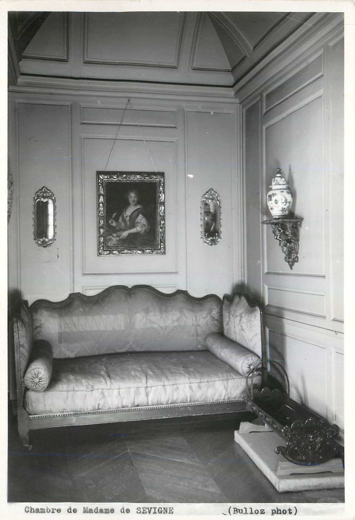 CPM Chambre de Madame de Savigne (Bulloz Prot)