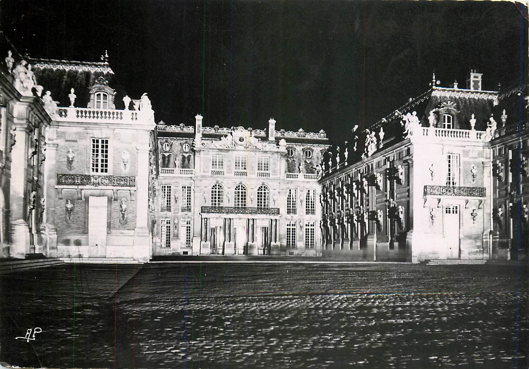 CPM Versailles (Seine et Oise) Spectacle de Lumiere a toutes les gloires de la France
