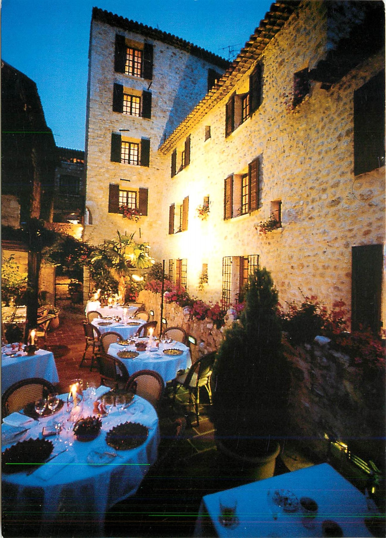CPM Saint Paul de Vence L'hotel le Saint Paul
