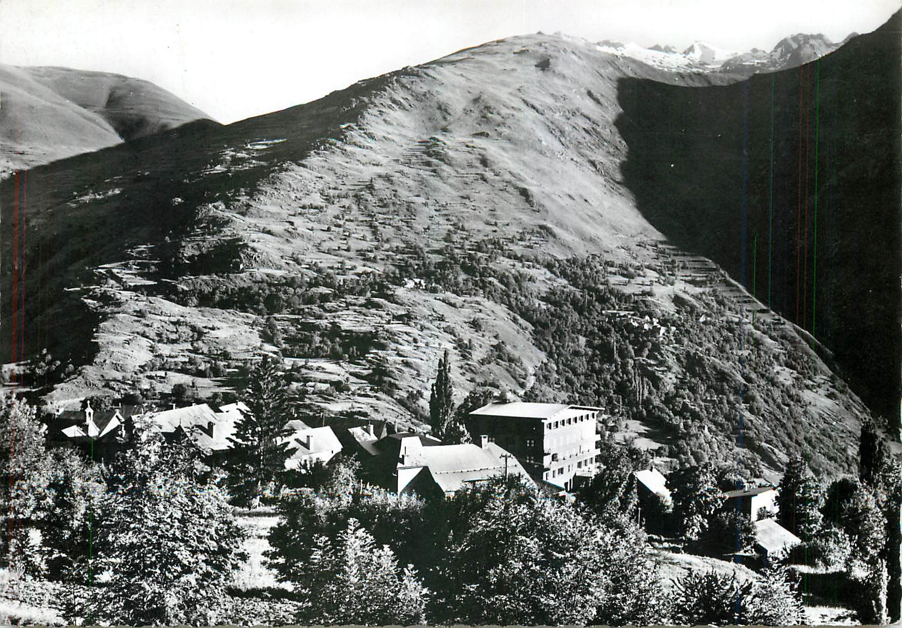 Hôtel de la Porte Romaine — Centre de Vacances du Comité d'Entreprise de la R.A.T.P. — Ski au Soleil 1968