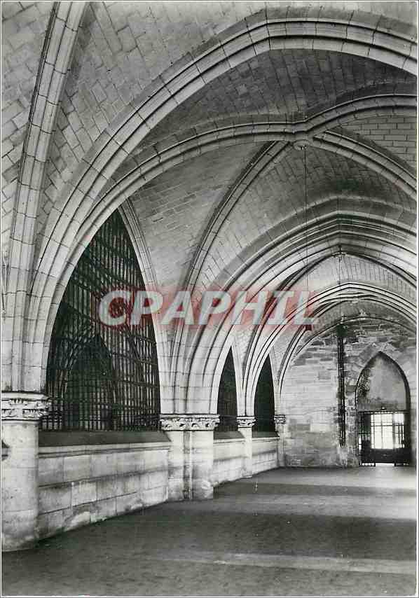 CPM Paris La Conciergerie du Palais (XIII XIVe s) La rue de Paris