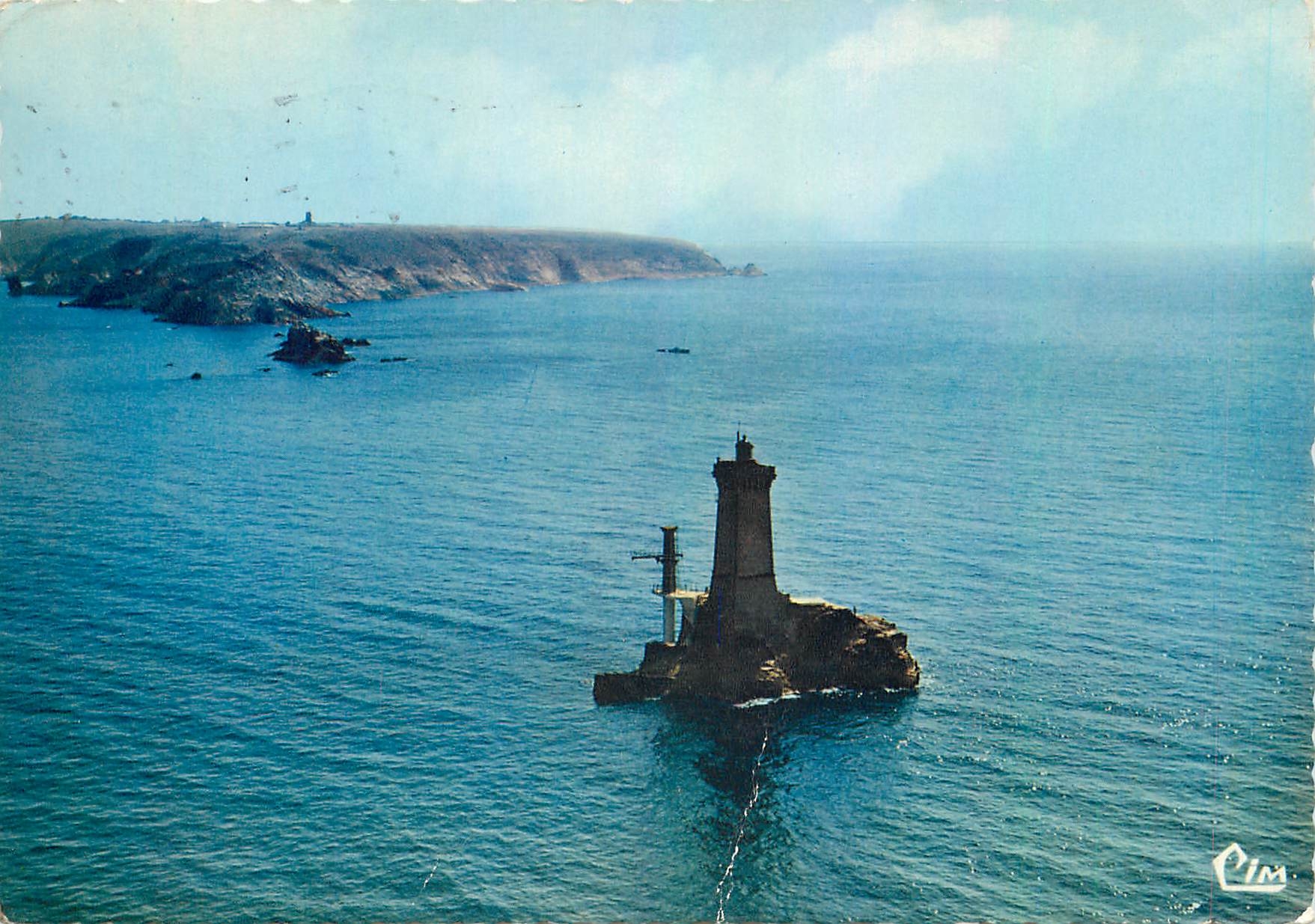 CPM Pointe du Raz (Finistere) Vue aerienne Mer etale sue le Raz de Sein