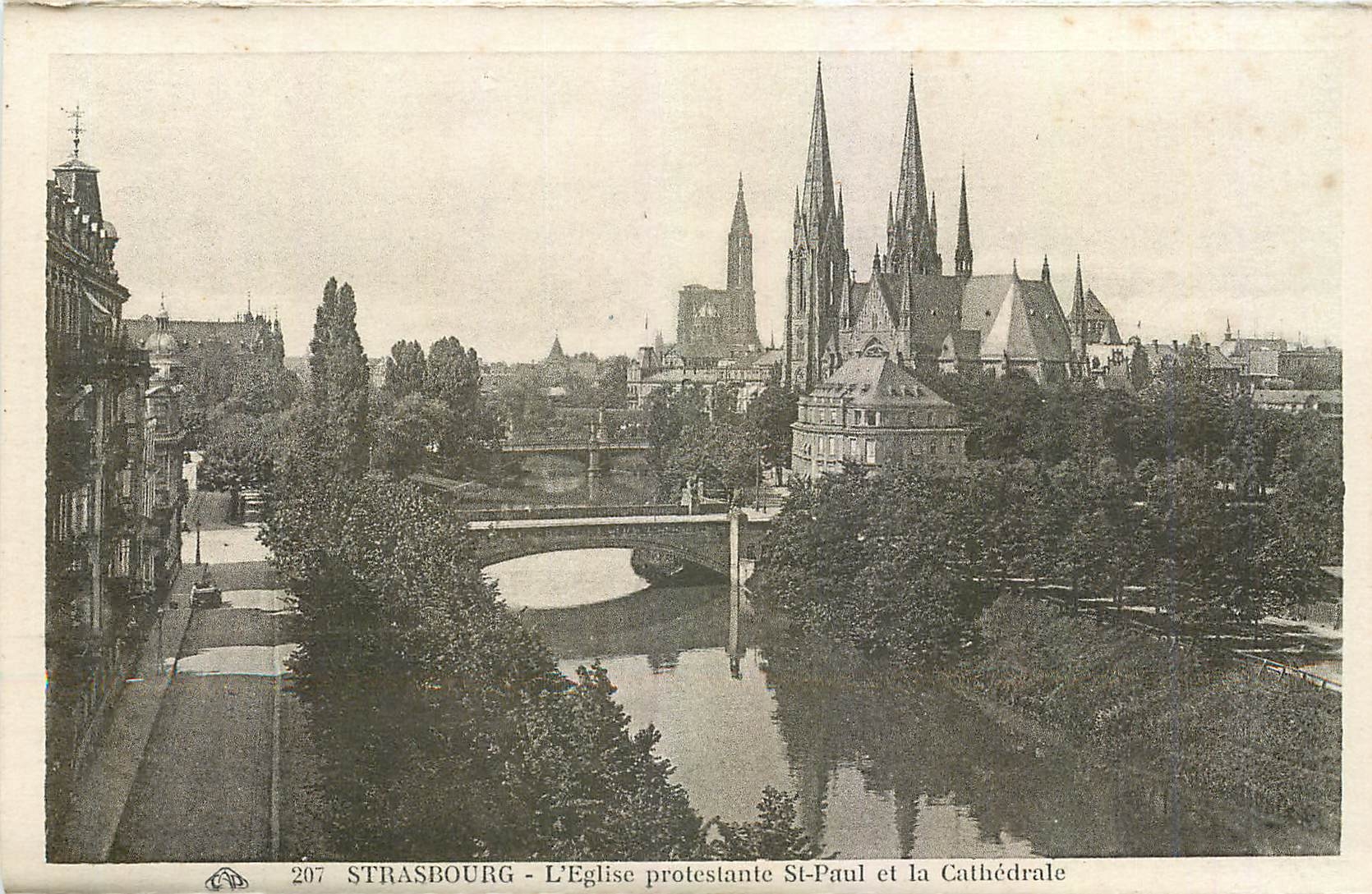 CPM Strasbourg L'Egise protestante St Paul et la Cathedrale