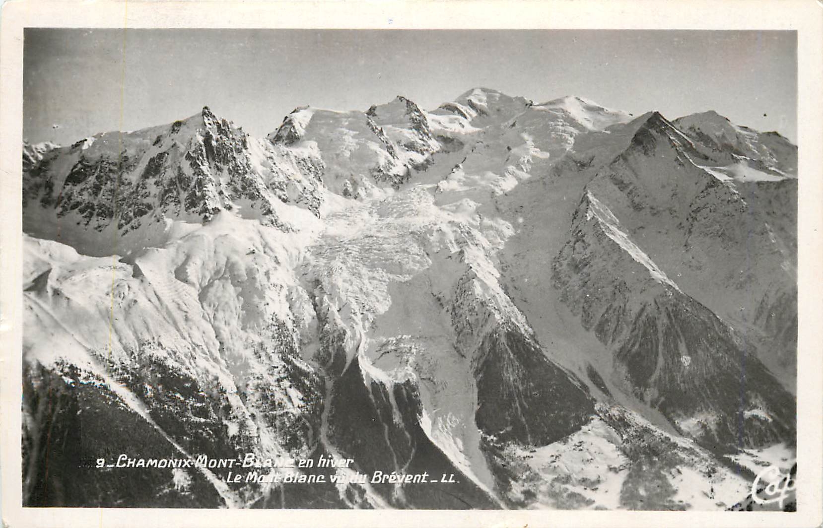CPM Chamonix Mont Blanc en hiver le Mont Blanc Bdu Brevent
