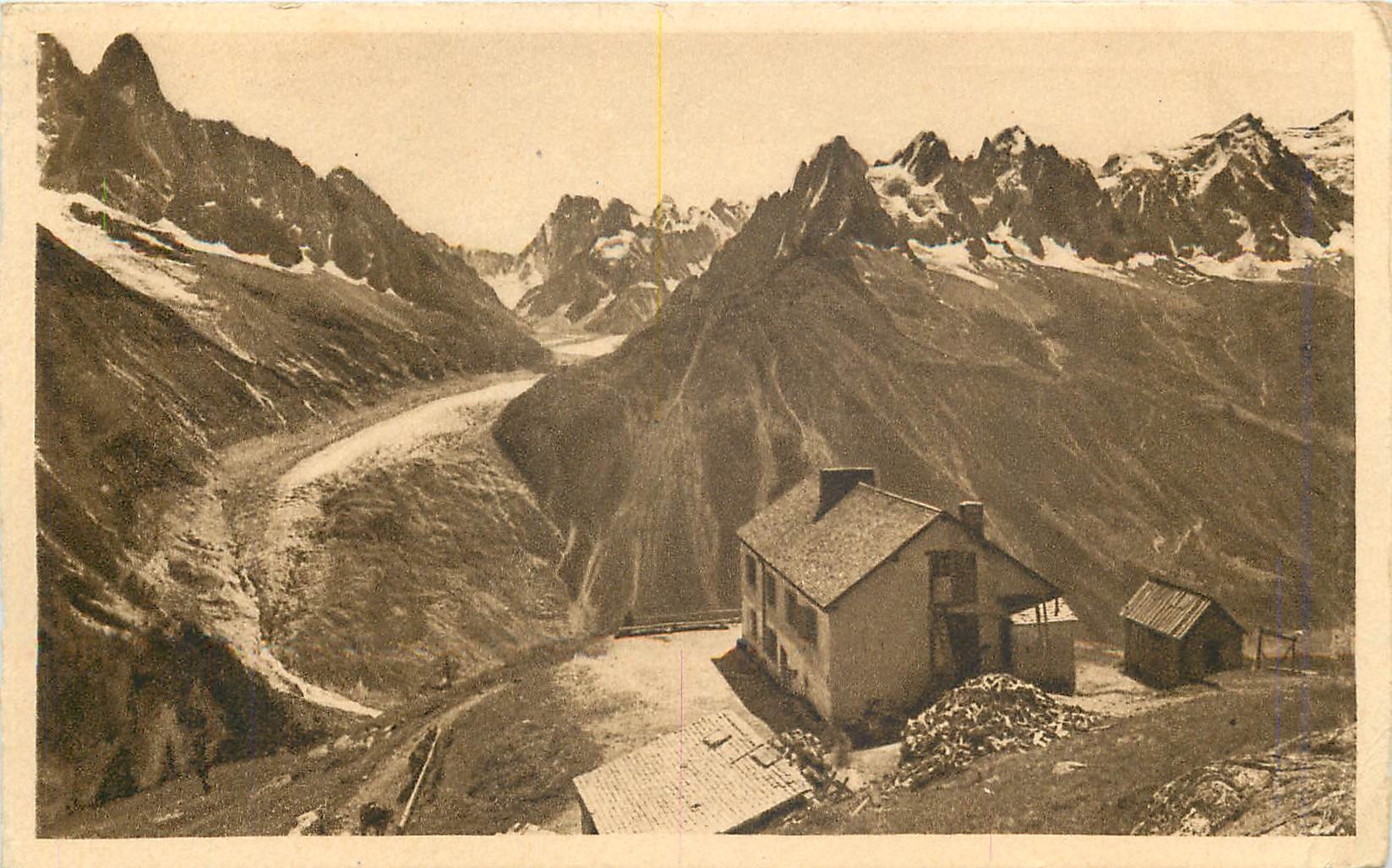 CPM Chamonix la chaine du Mont Blanc et la Mer de Glace depuis la Flagere