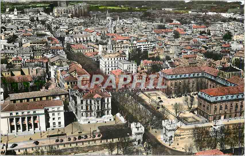 CPM En avion au dessus de Avignon (Vaucluse) Vue generale