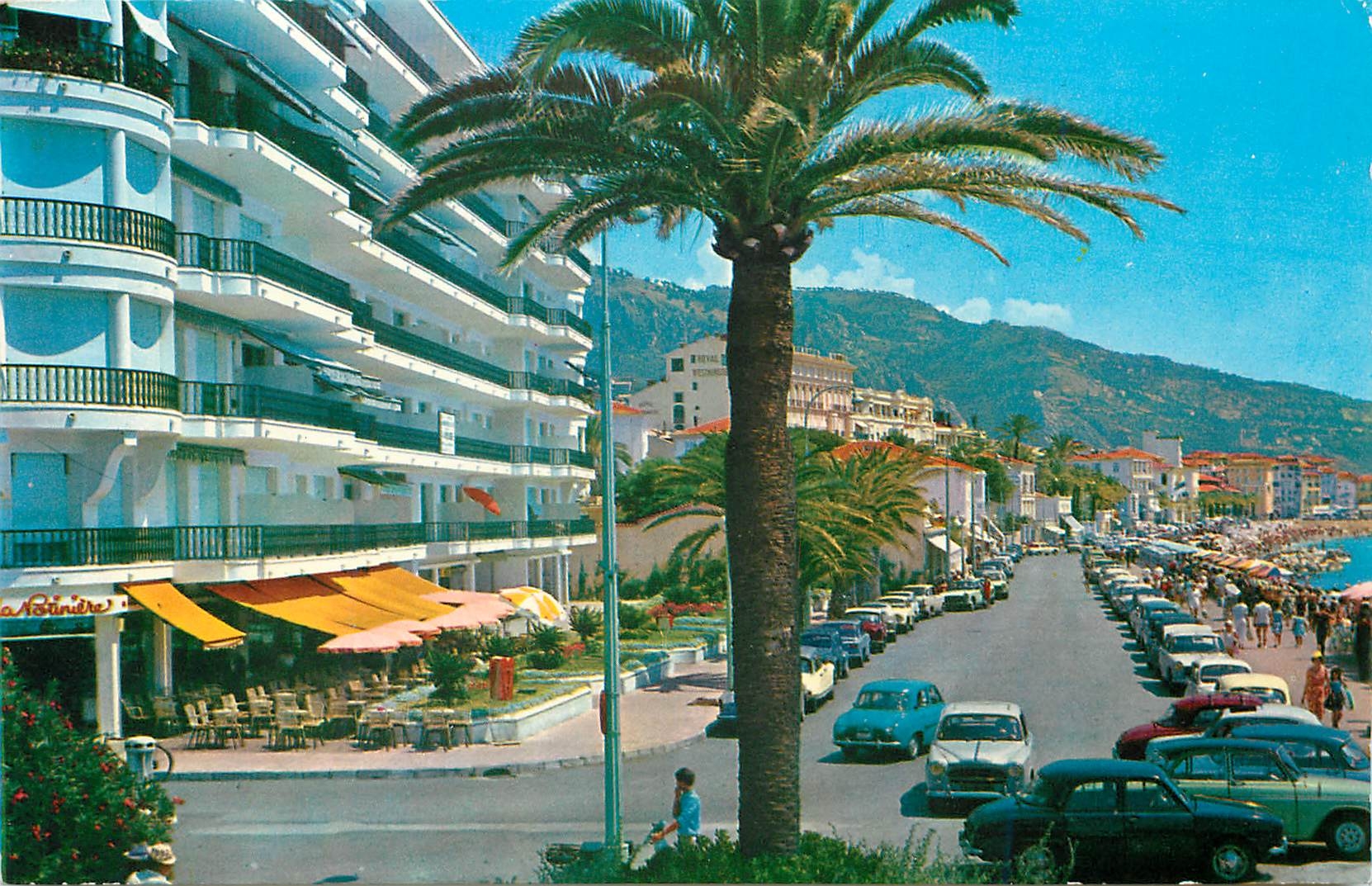 CPM Cote d'Azur Menton La Promenade du bord de Mer