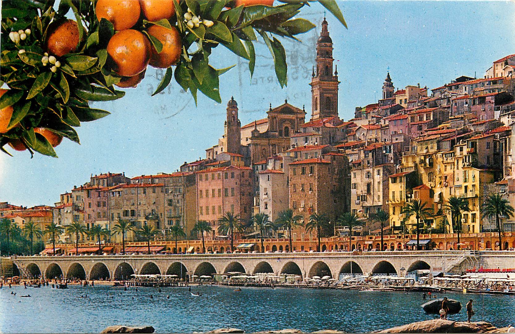 CPM Les sites Merveilleux de la cote d'Azur Menton (A M) Les Places des Sablettes et la vieille vill
