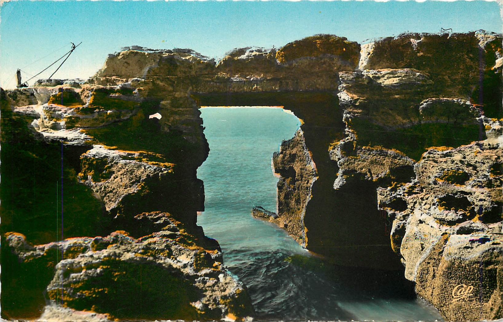 CPM St Palais sur Mer le Pont du Diable