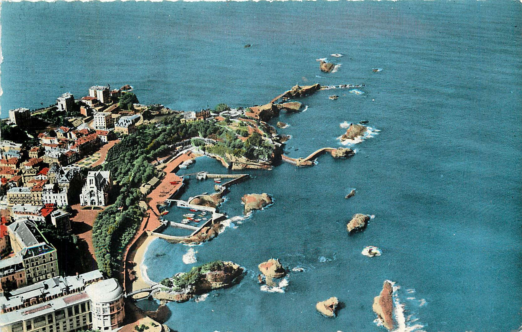 Vue aérienne de Biarritz — Port et promenade — Éditeur : (3) - Réal-Photo - de des Pêcheurs