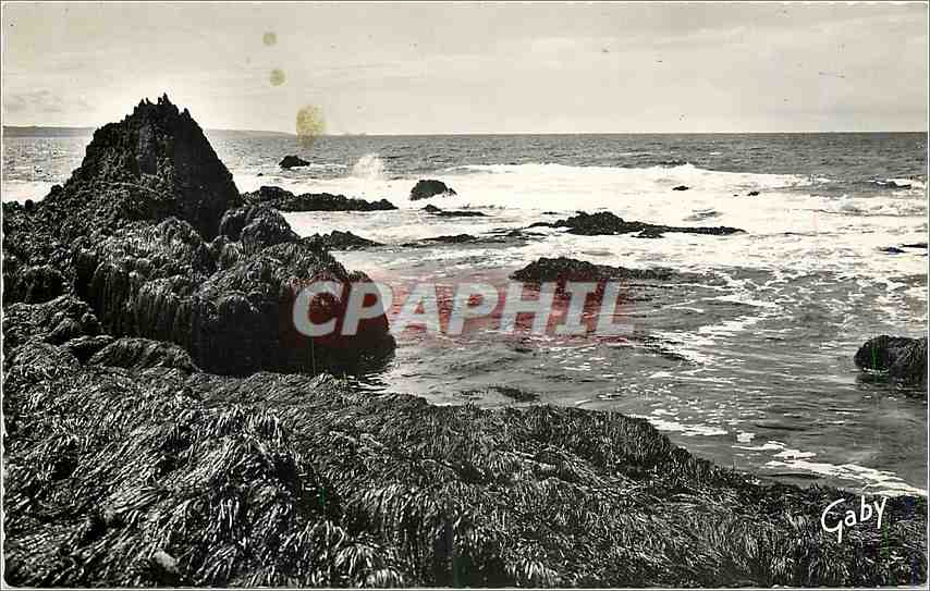 CPM Locquemeau (C du A) Effet de Vague sur les rochers