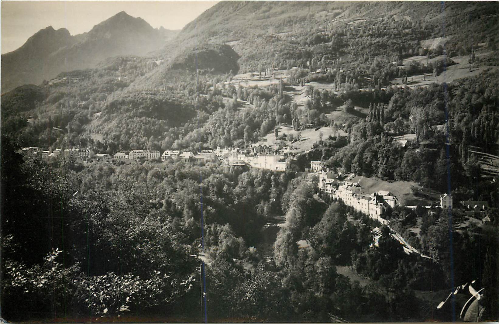 Saint-Sauveur - Vue générale. Au fond le Visco - Jové, Pau B.P.J.