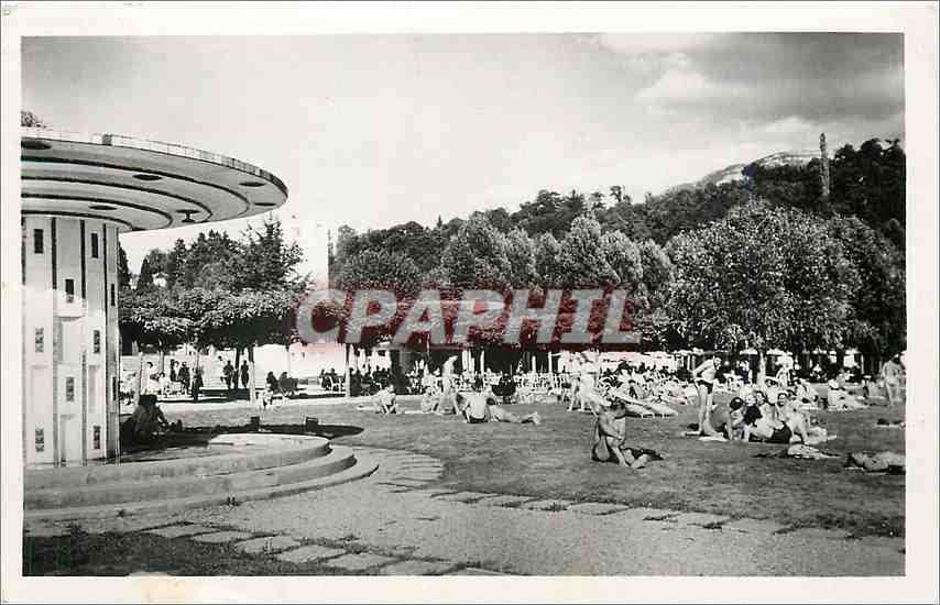 CPM Aix les Bains (Savoie) La Plage les Bains de Solei