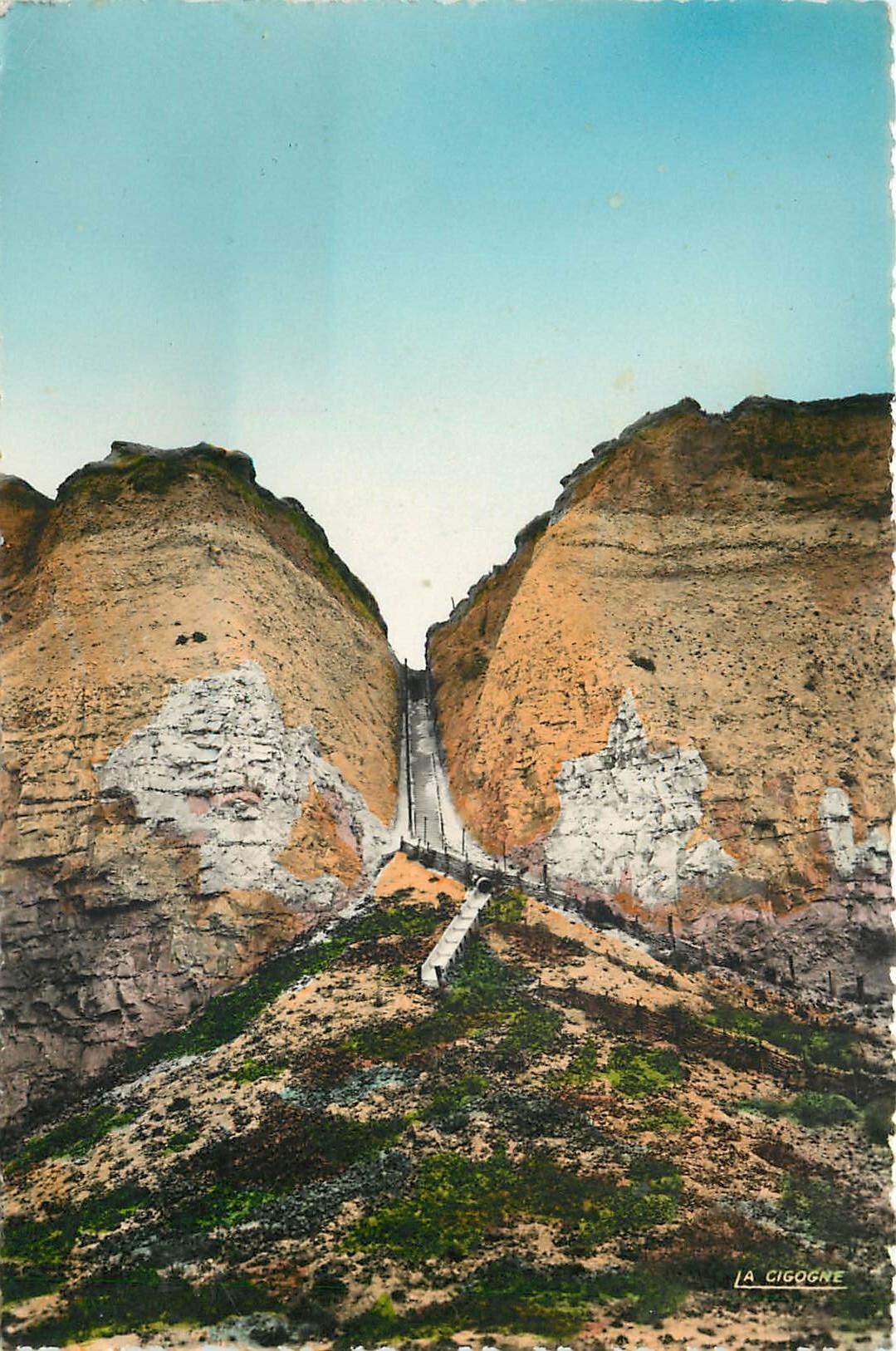 CPM Criel sur Mer (S Mme)Les gorges de Mesnil a Caux