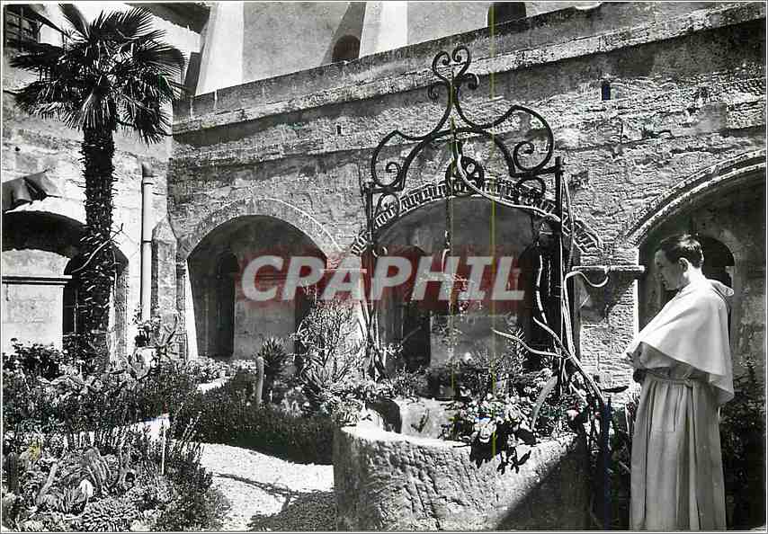 CPM Abbaye de Saint Michel de Frigolet par Tarascon (Bouches du Rhone)