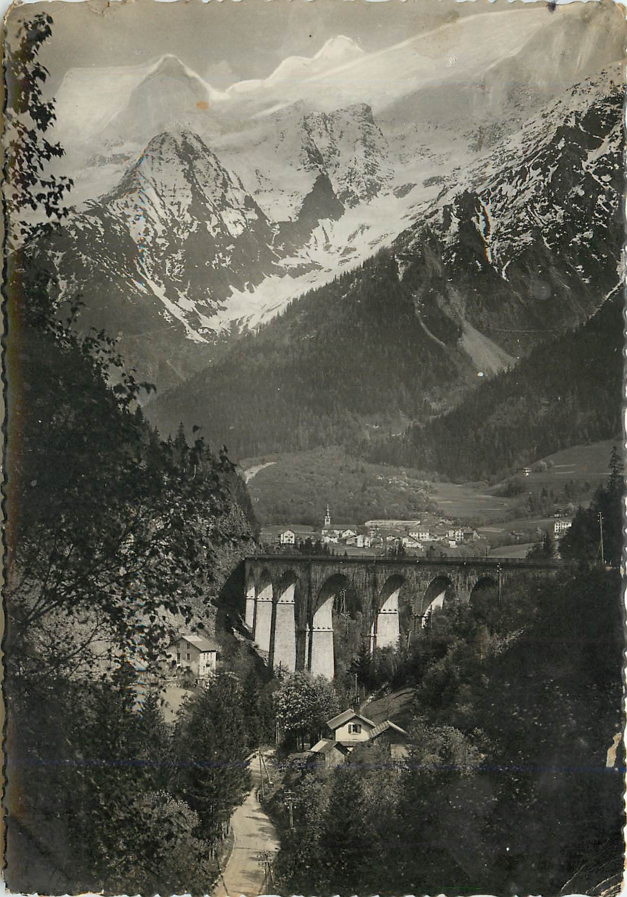 CPM Les Houches Mont Blanc Station Estivale et Hivernale